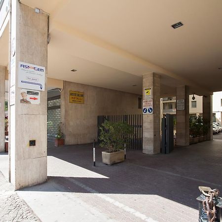 Astoria Suite Apartments Bolonia Exterior foto