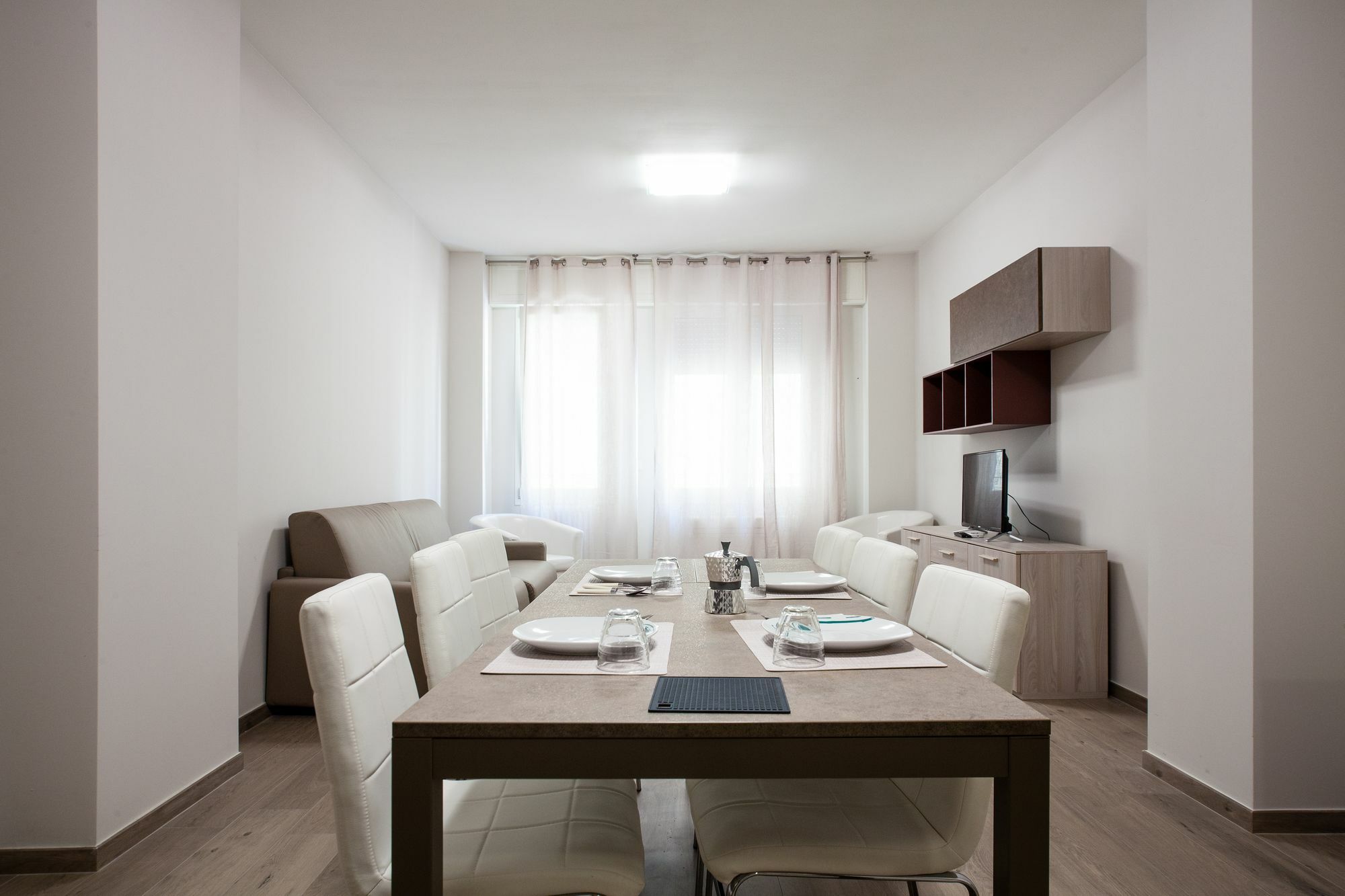 Astoria Suite Apartments Bolonia Exterior foto
