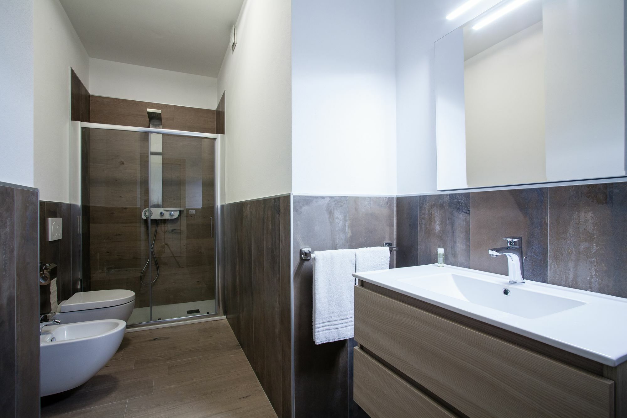 Astoria Suite Apartments Bolonia Exterior foto